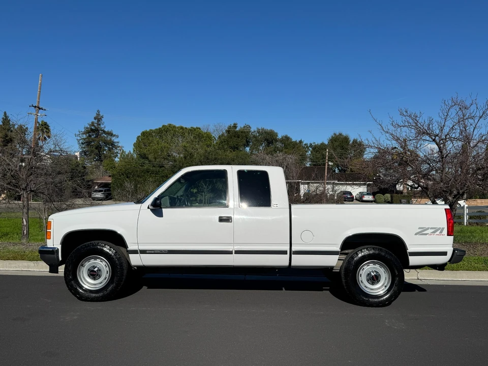 1997 GMC Sierra 1st Gen - Image 4 of 21