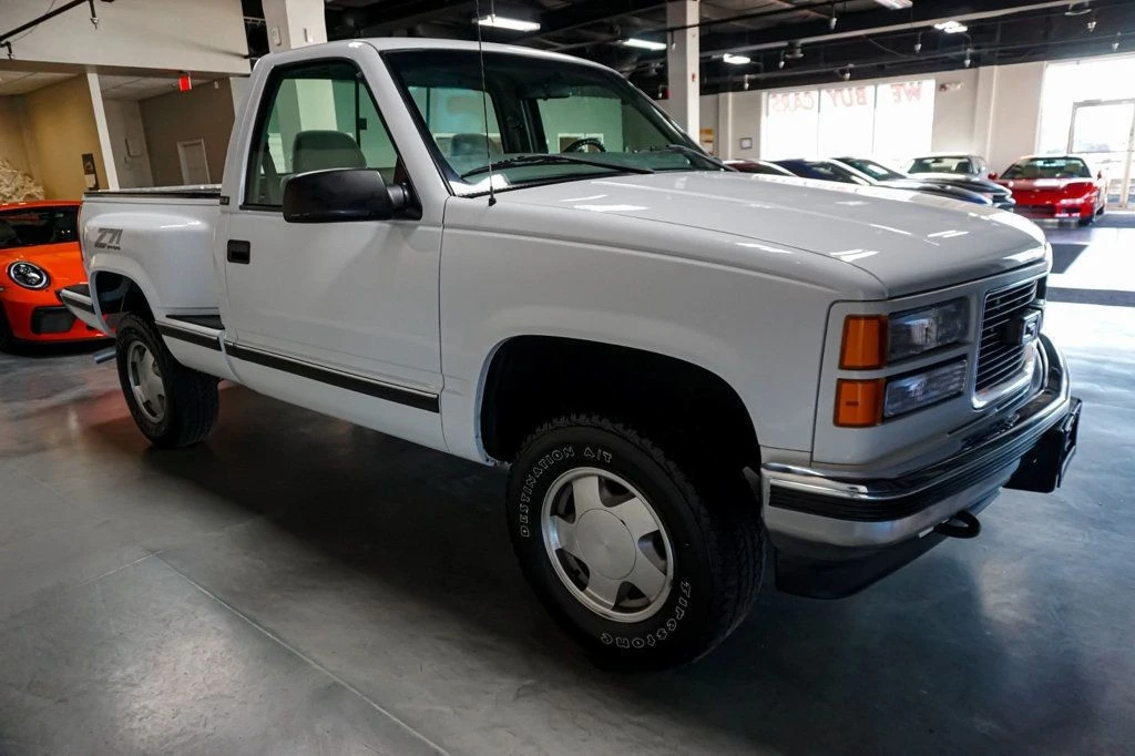 1997 GMC Sierra 1st Gen - Image 4 of 12