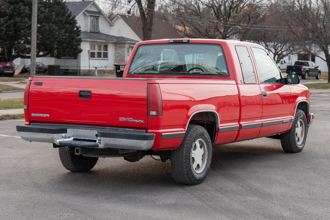 1997 GMC Sierra 1st Gen - Image 4 of 31
