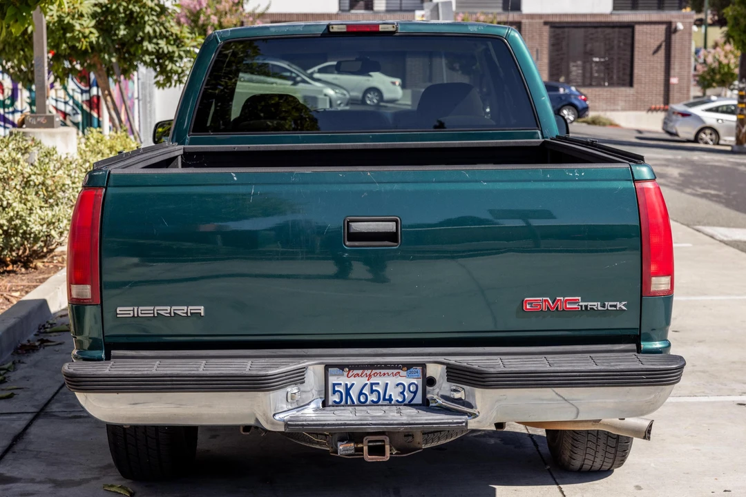 1997 GMC Sierra 1st Gen - Image 5 of 31
