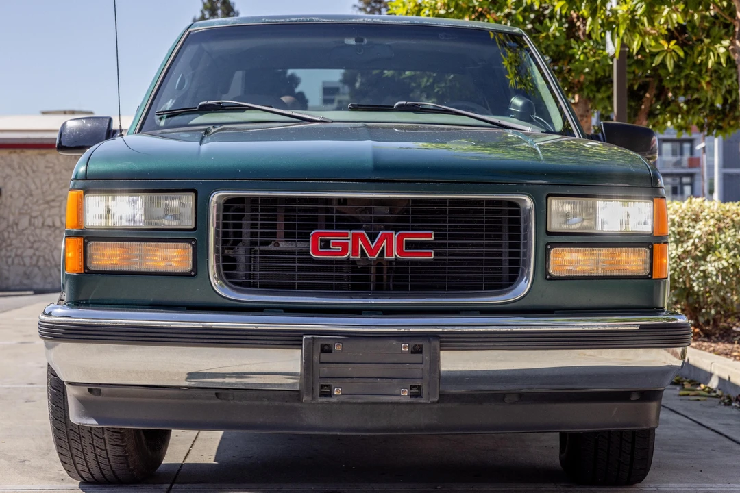 1997 GMC Sierra 1st Gen - Image 2 of 31