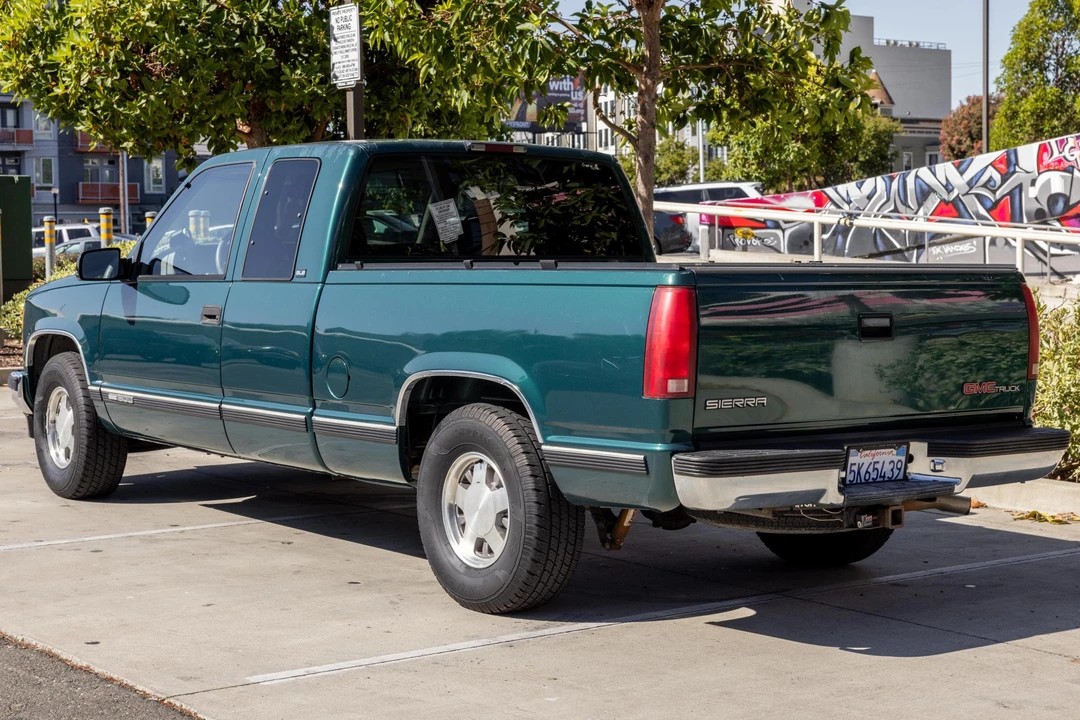 1997 GMC Sierra 1st Gen - Image 4 of 31