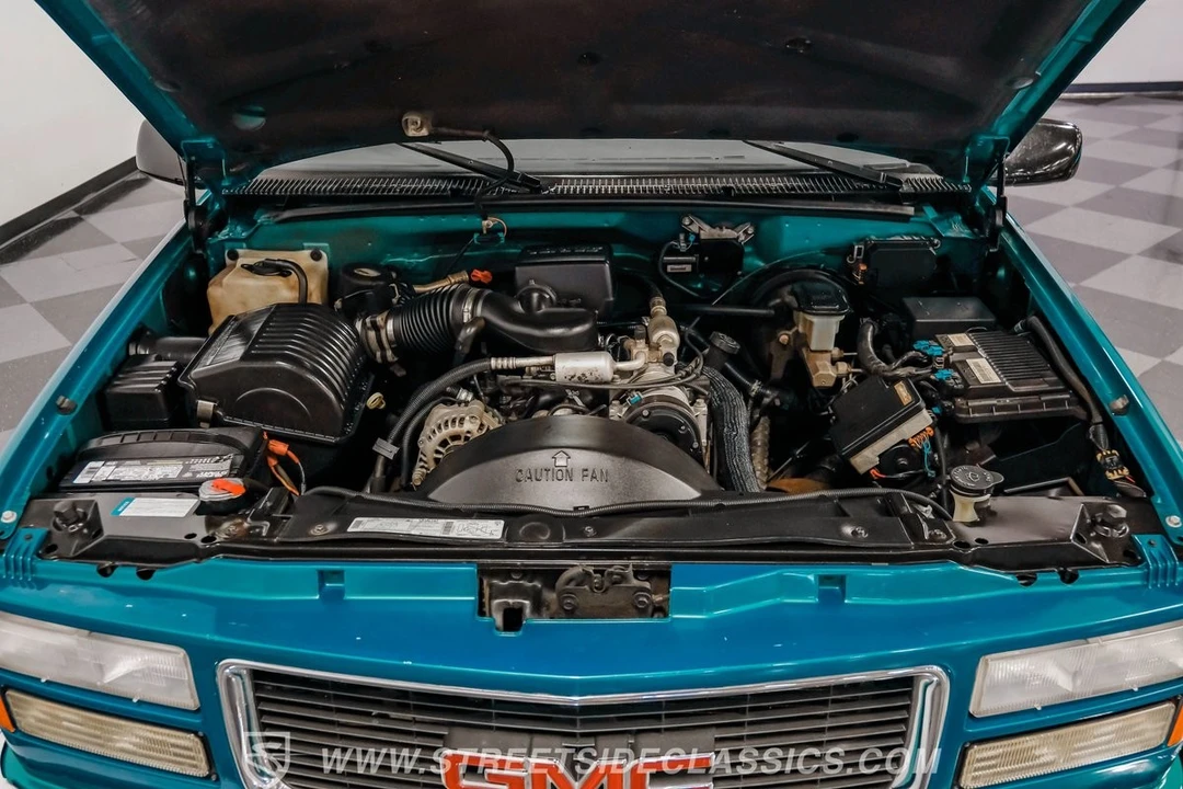 1997 GMC Sierra 2nd Gen - Image 3 of 12