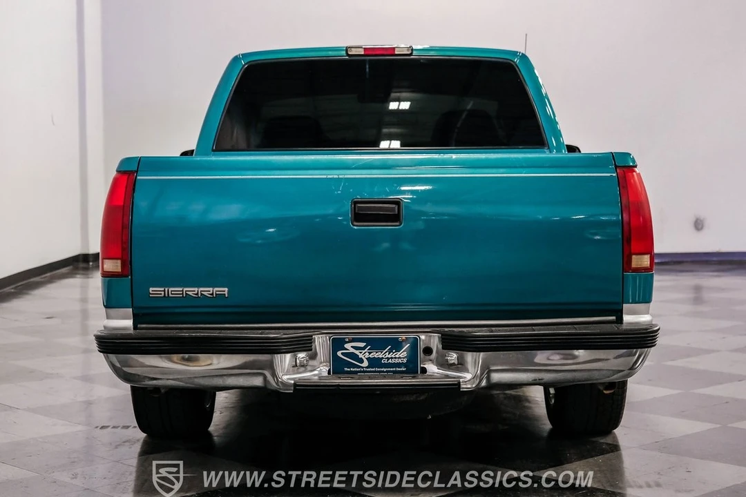1997 GMC Sierra 2nd Gen - Image 10 of 12