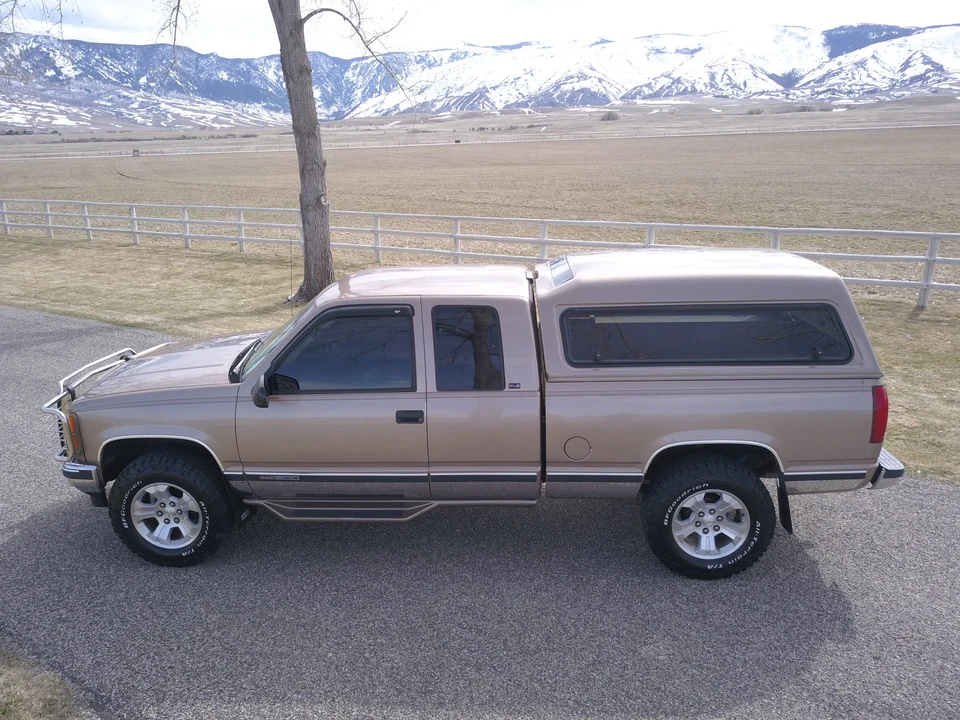 1997 GMC Sierra 1st Gen - Image 29 of 31