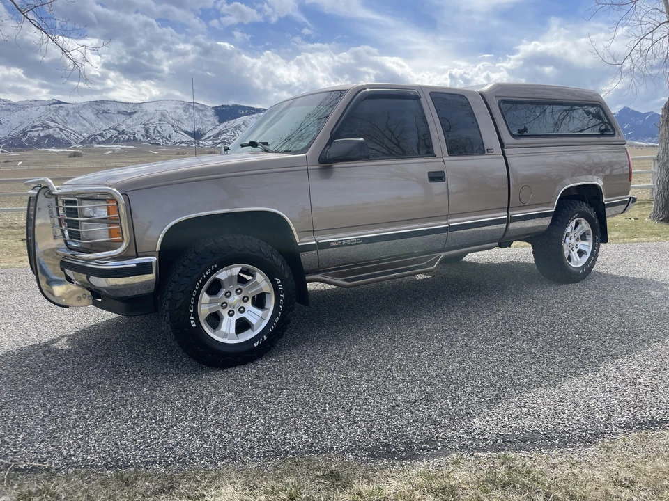 1997 GMC Sierra 1st Gen - Image 13 of 31