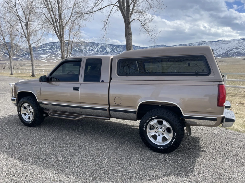 1997 GMC Sierra 1st Gen - Image 12 of 31