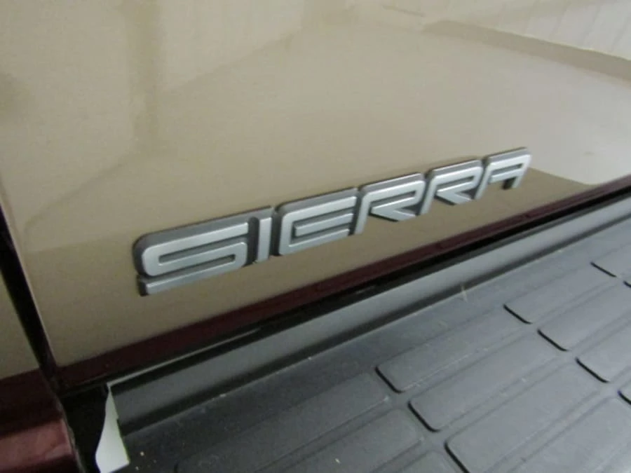 1997 GMC Sierra 1st Gen - Image 24 of 31