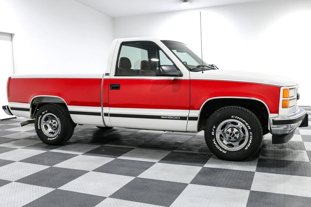 1997 GMC Sierra 1st Gen - Image 8 of 24