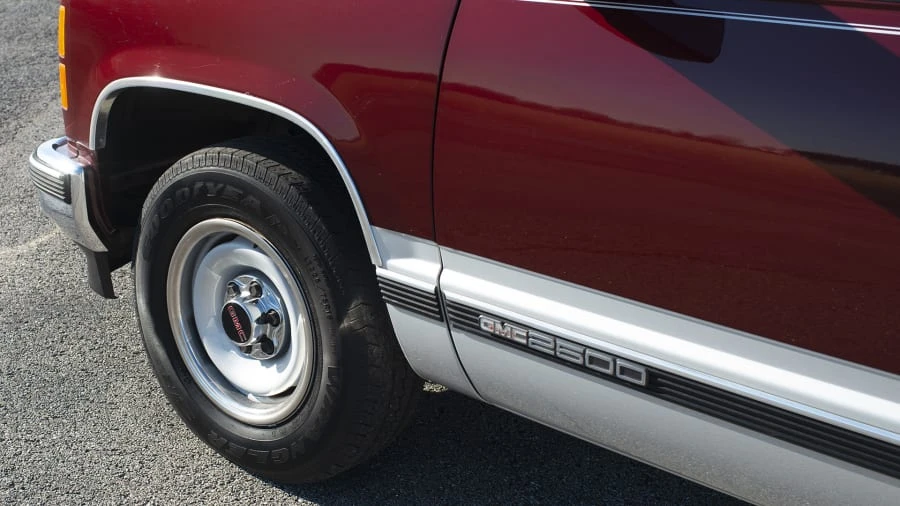 1997 GMC Sierra 1st Gen - Image 8 of 12