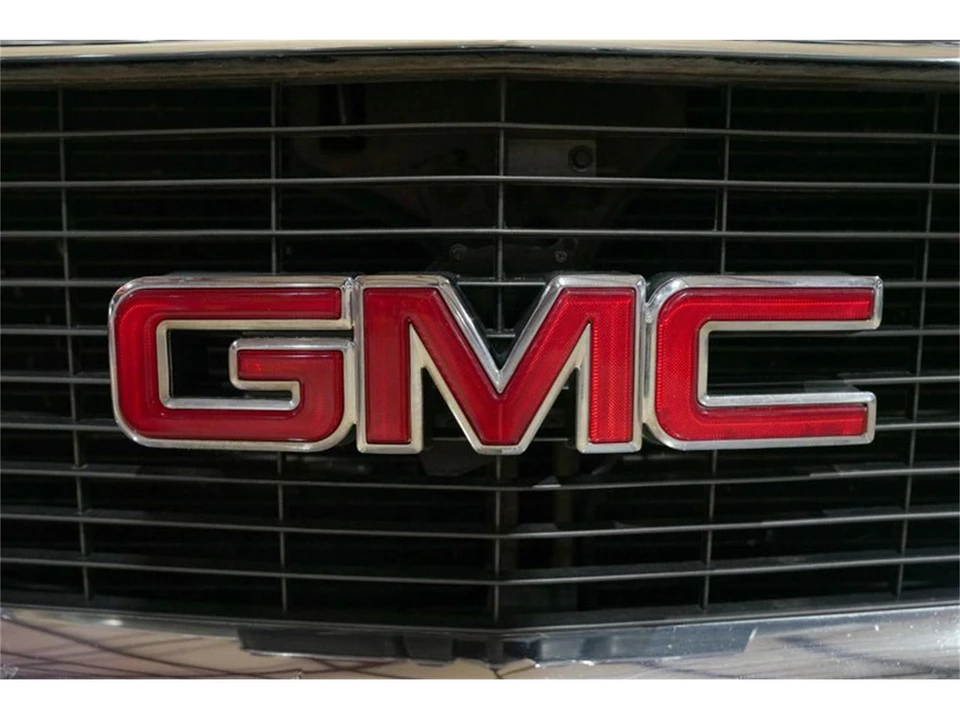 1997 GMC Sierra 1st Gen - Image 21 of 31