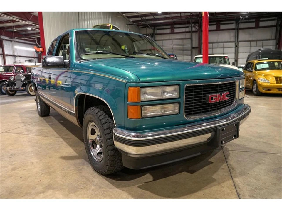 1997 GMC Sierra 1st Gen - Image 12 of 31