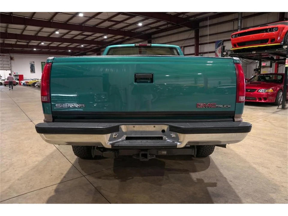 1997 GMC Sierra 1st Gen - Image 7 of 31