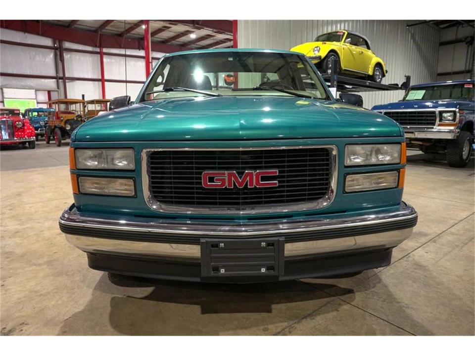 1997 GMC Sierra 1st Gen - Image 13 of 31