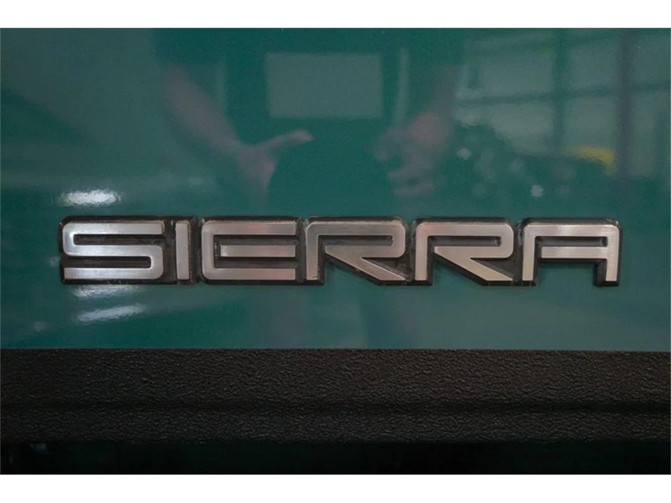 1997 GMC Sierra 1st Gen - Image 24 of 31