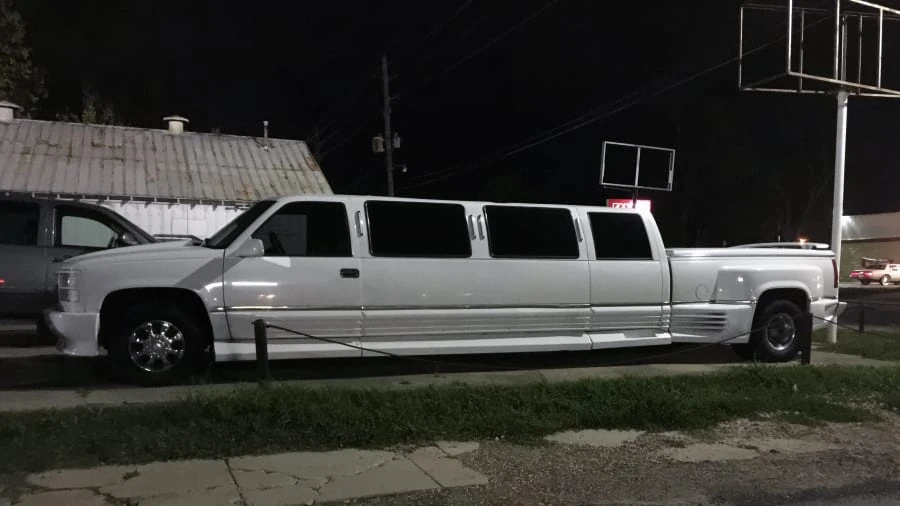 1997 GMC Sierra 1st Gen - Image 2 of 2