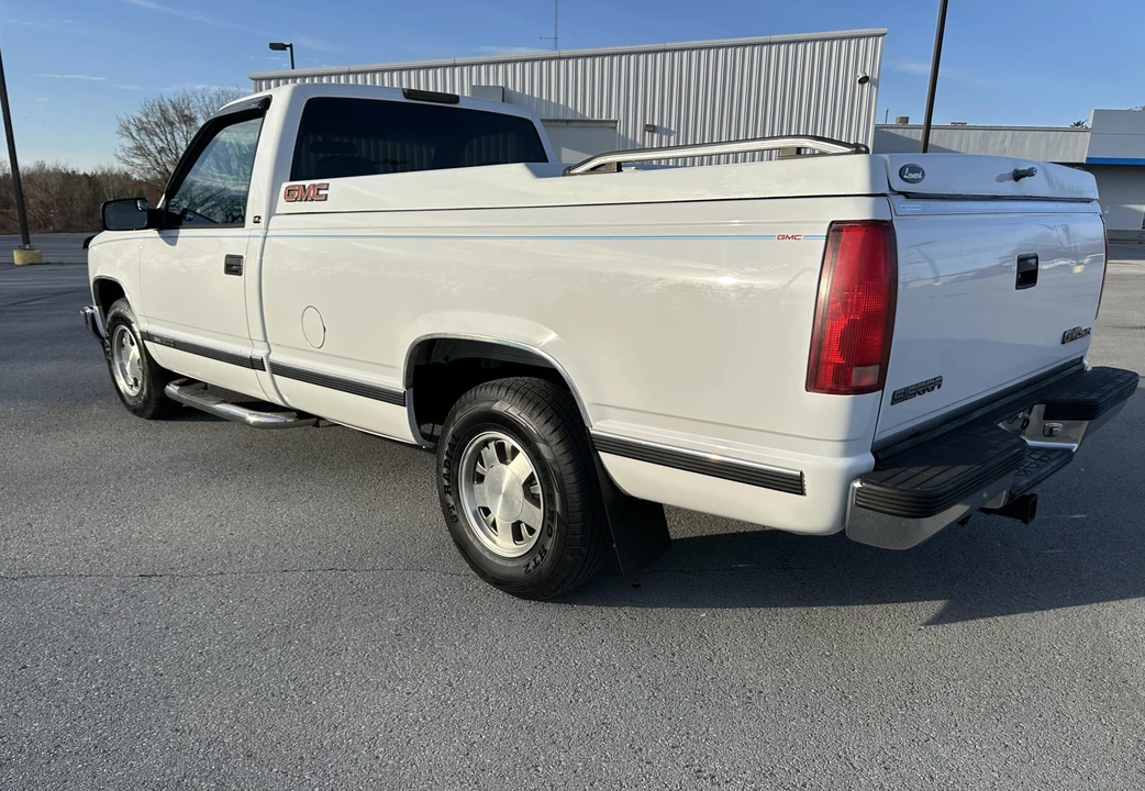 1997 GMC Sierra 1st Gen - Image 20 of 31