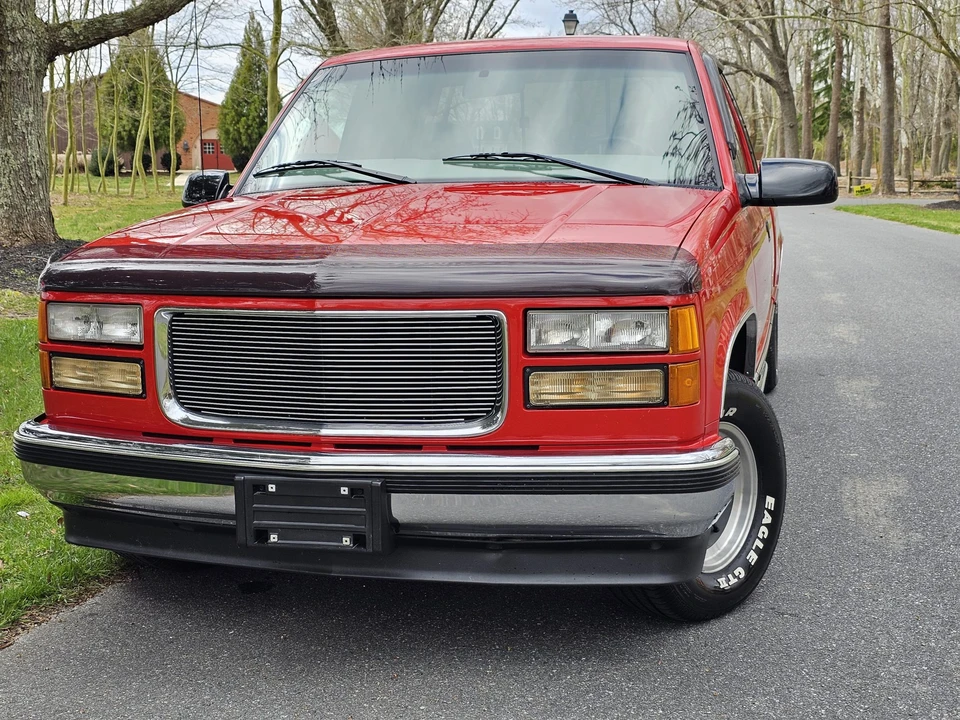 1997 GMC Sierra 1st Gen - Image 2 of 31