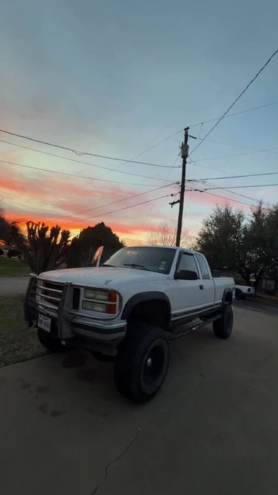 1997 GMC Sierra 1st Gen - Image 10 of 10