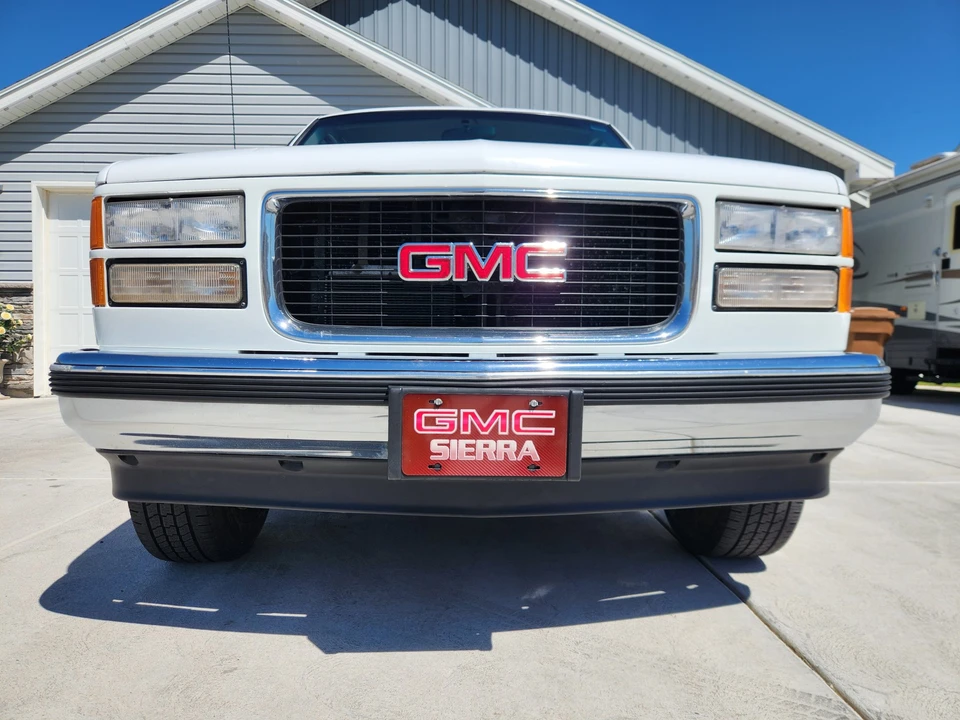 1997 GMC Sierra 1st Gen - Image 5 of 31