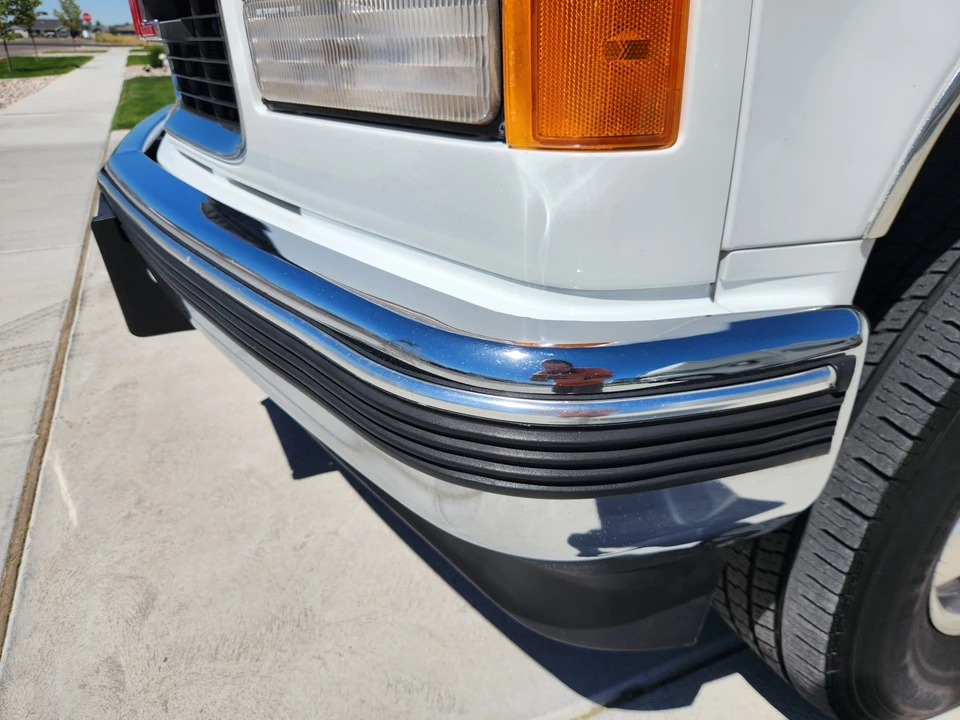 1997 GMC Sierra 1st Gen - Image 28 of 31