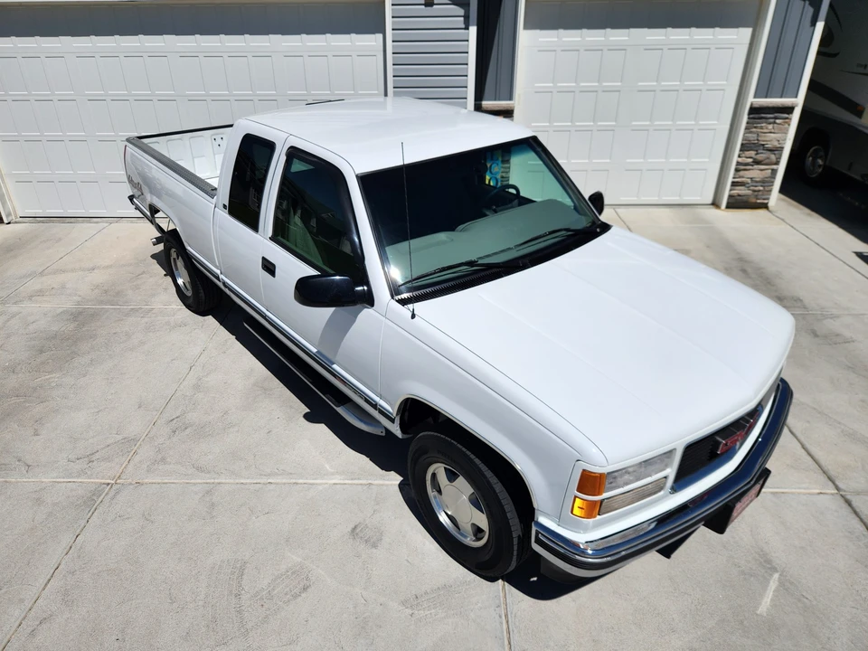 1997 GMC Sierra 1st Gen - Image 3 of 31