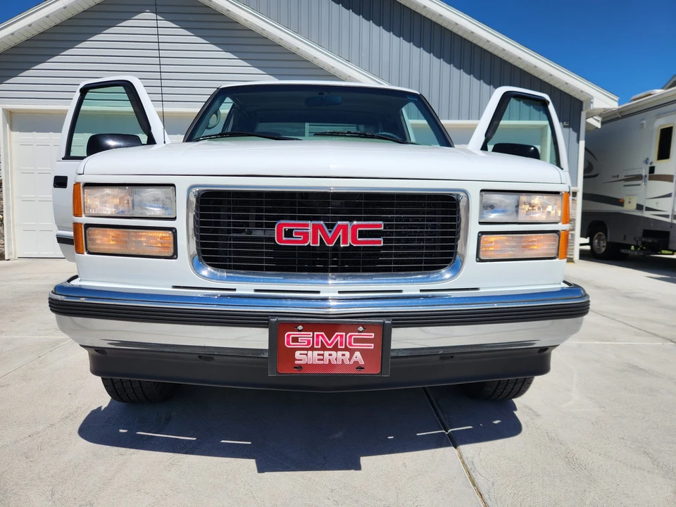 1997 GMC Sierra 1st Gen - Image 26 of 31