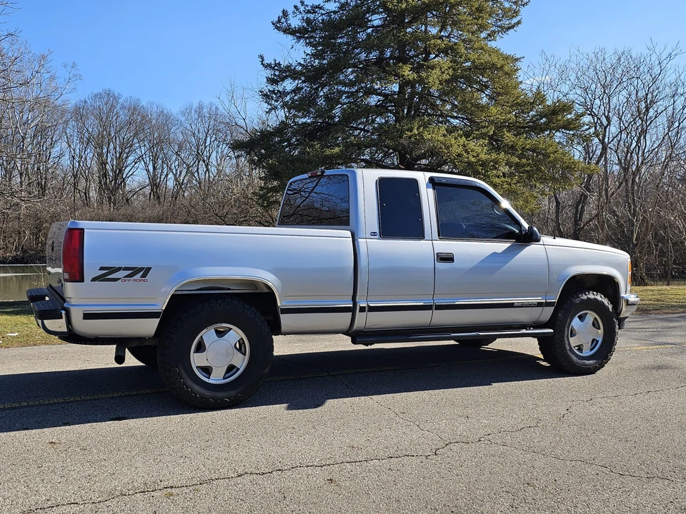 1997 GMC Sierra 1st Gen - Image 7 of 31