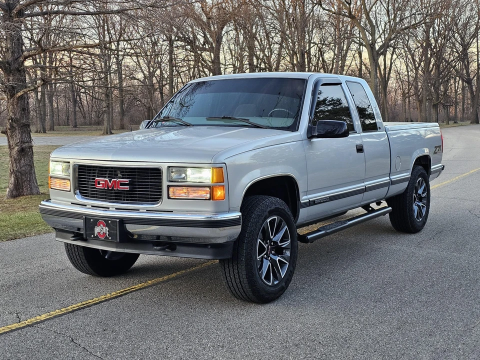 1997 GMC Sierra 1st Gen - Image 13 of 31