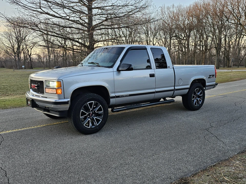 1997 GMC Sierra 1st Gen - Image 11 of 31