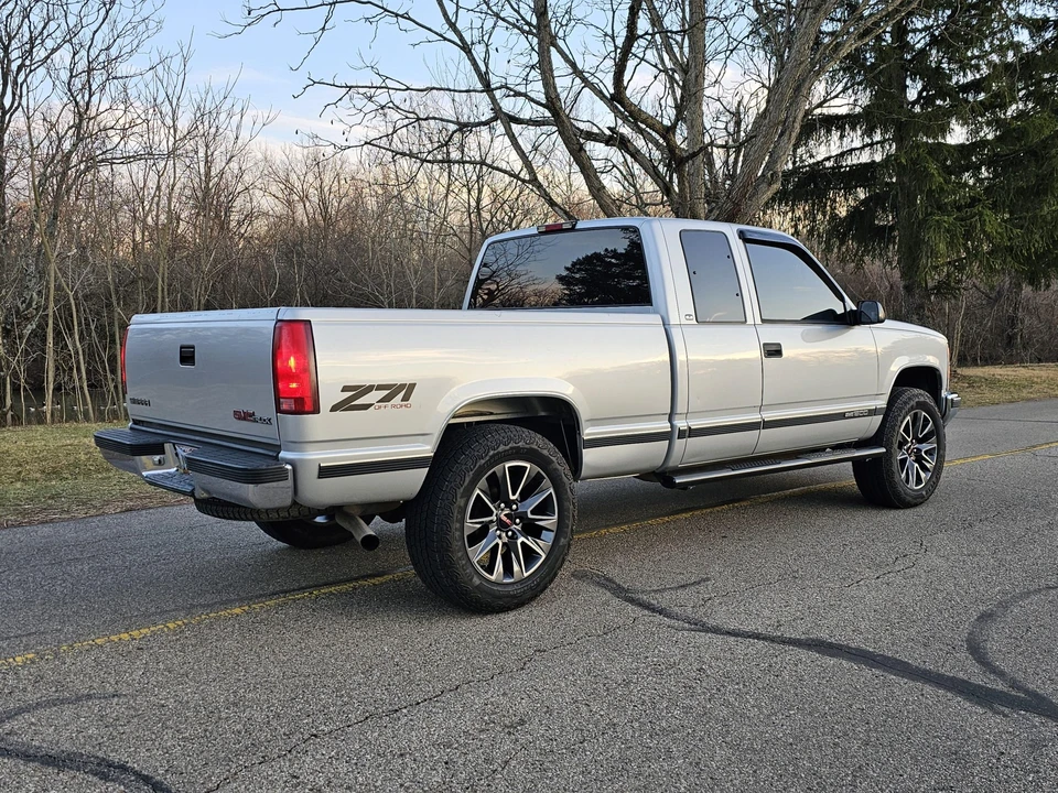 1997 GMC Sierra 1st Gen - Image 17 of 31