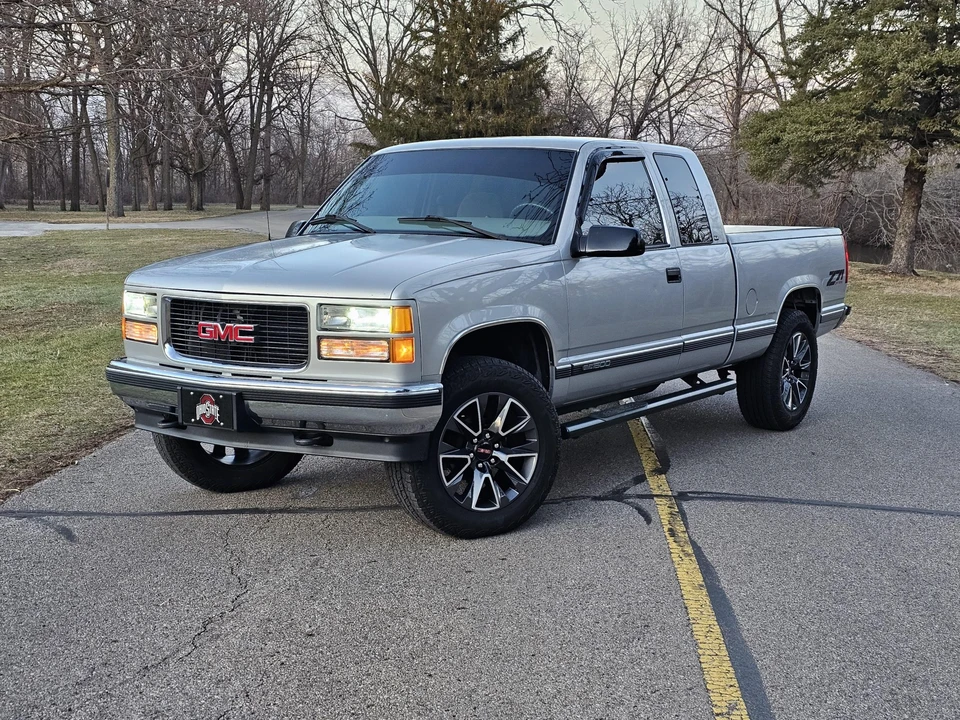 1997 GMC Sierra 1st Gen - Image 12 of 31