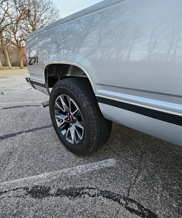 1997 GMC Sierra 1st Gen - Image 28 of 31