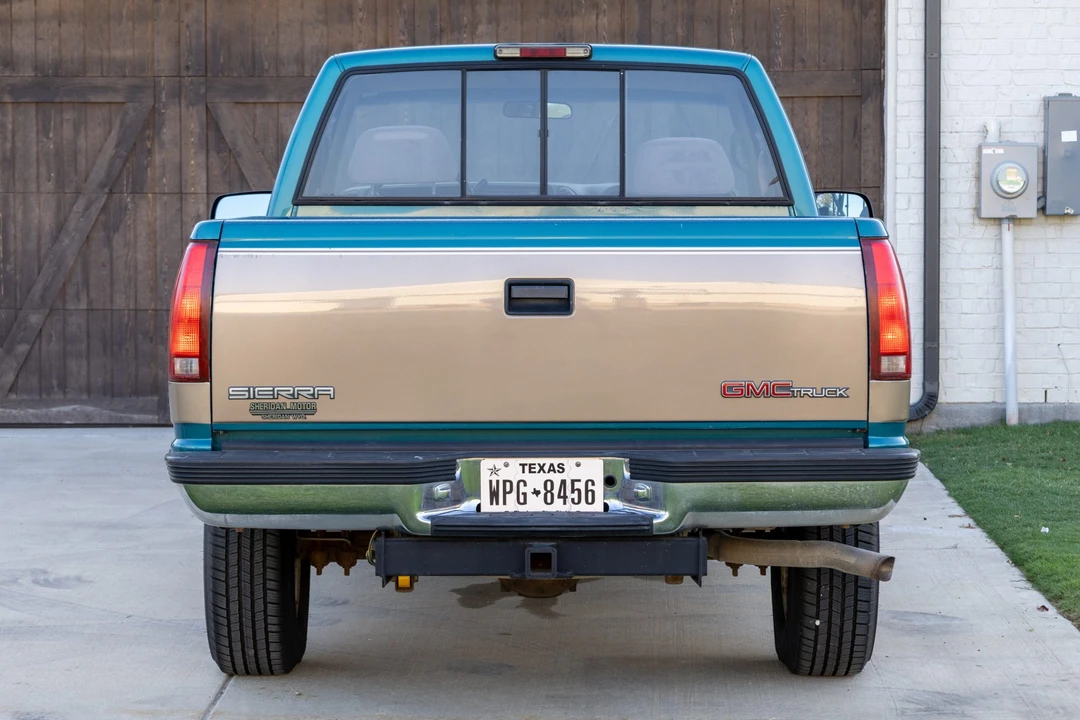 1997 GMC Sierra 1st Gen - Image 7 of 31