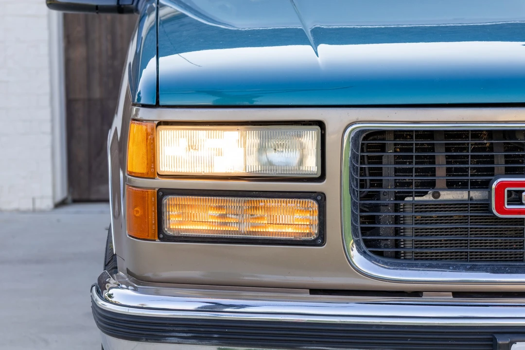 1997 GMC Sierra 1st Gen - Image 25 of 31