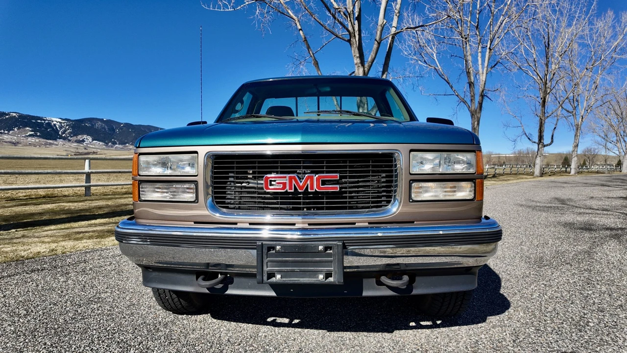 1997 GMC Sierra 1st Gen - Image 5 of 31