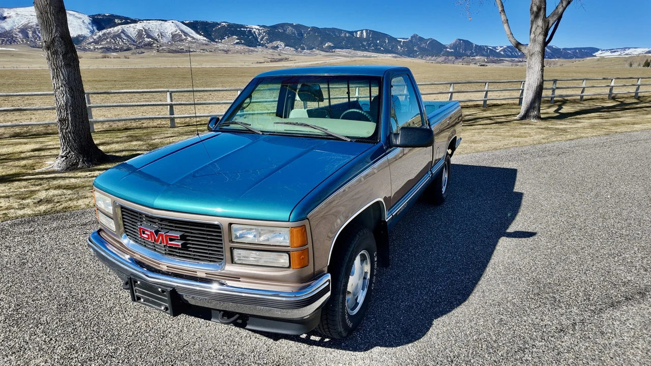 1997 GMC Sierra 1st Gen - Image 3 of 31