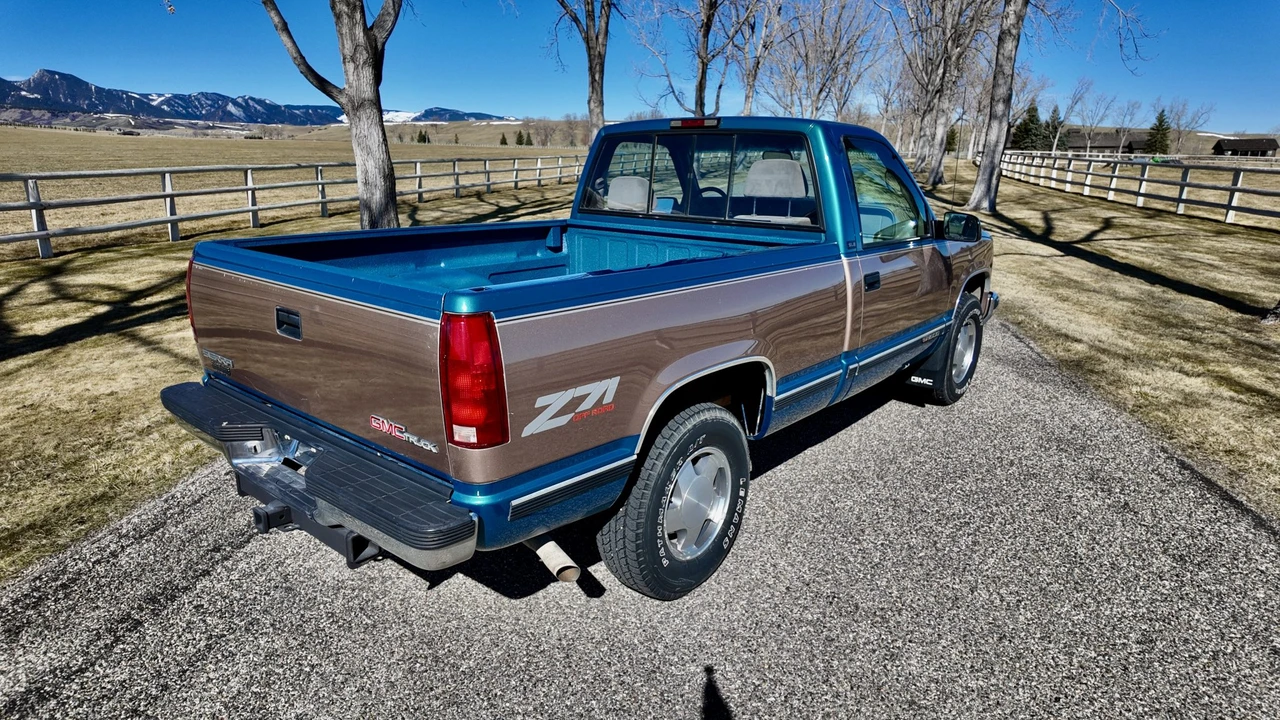 1997 GMC Sierra 1st Gen - Image 22 of 31