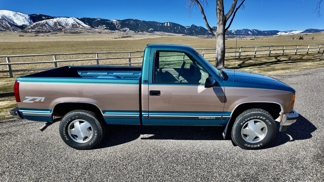 1997 GMC Sierra 1st Gen - Image 14 of 31
