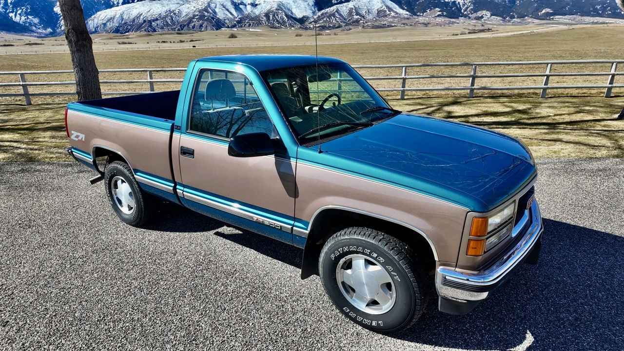 1997 GMC Sierra 1st Gen - Image 10 of 31