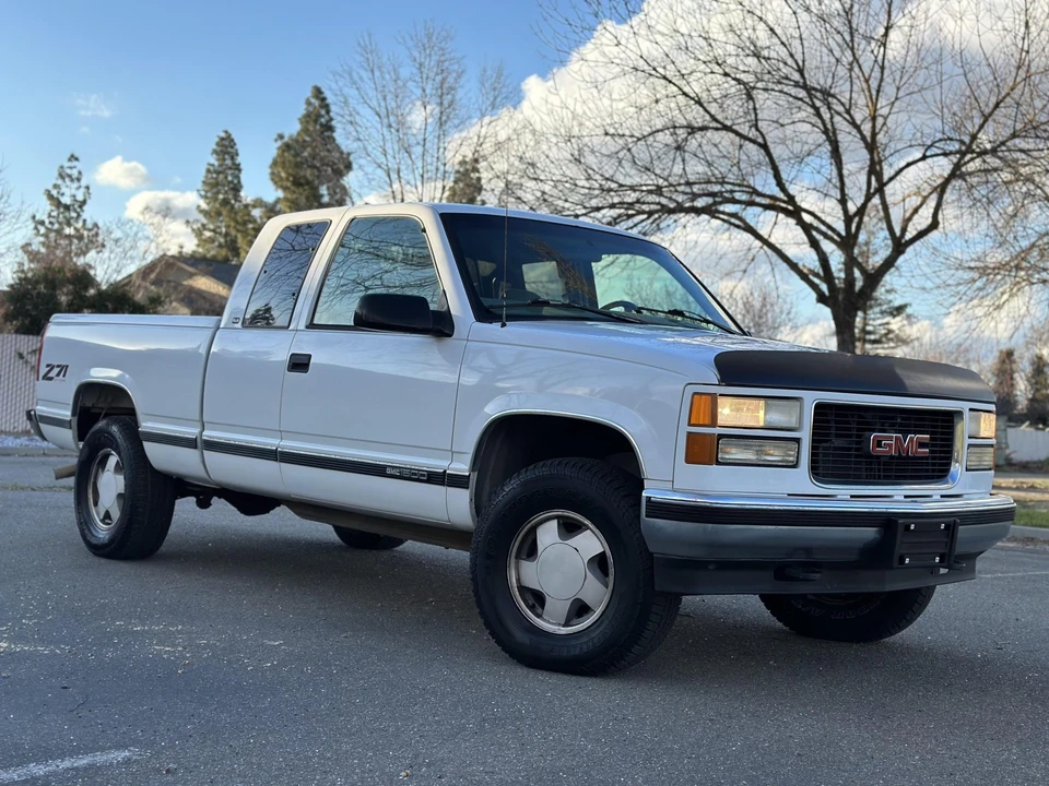 1997 GMC Sierra 1st Gen - Image 5 of 31