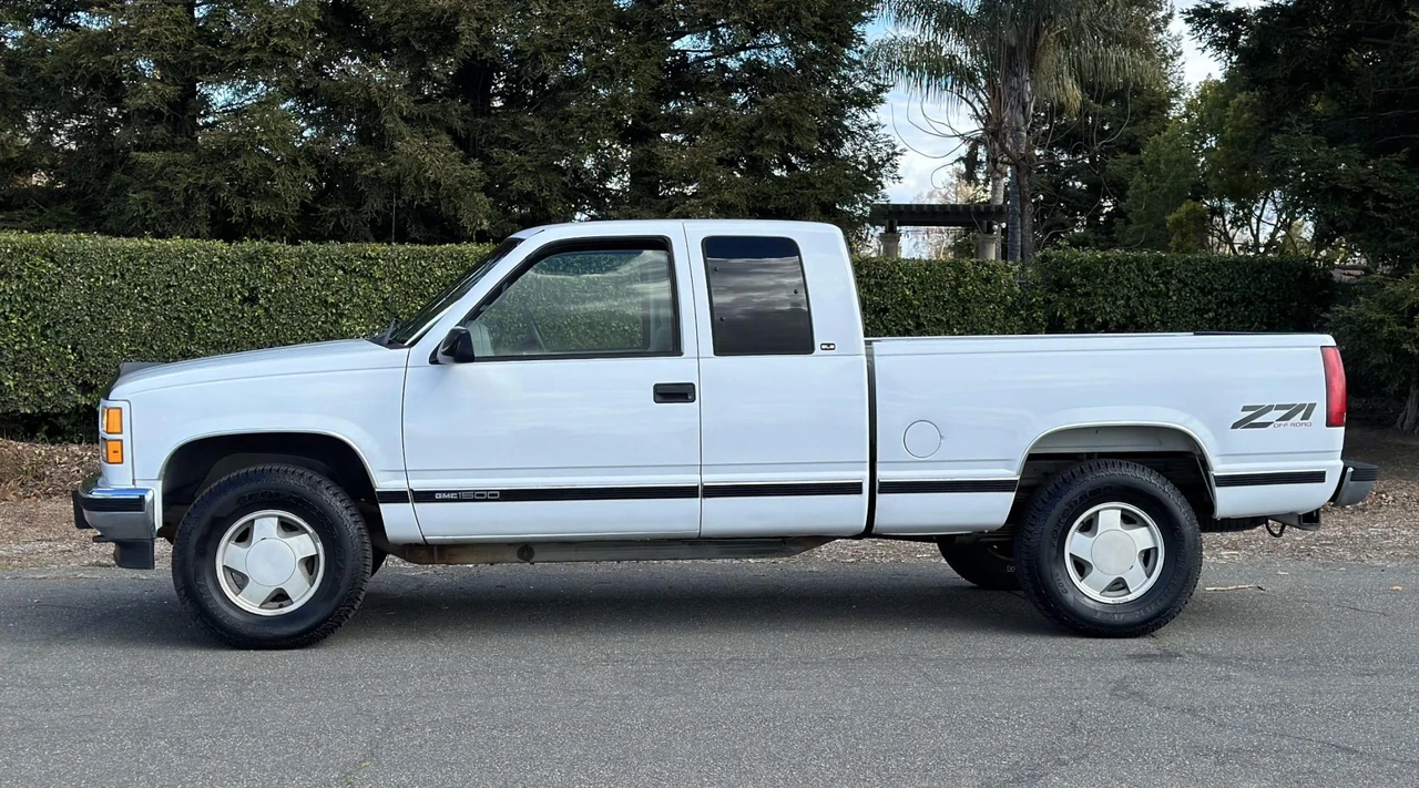1997 GMC Sierra 1st Gen - Image 21 of 31