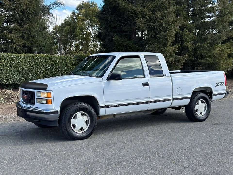 1997 GMC Sierra 1st Gen - Image 18 of 31