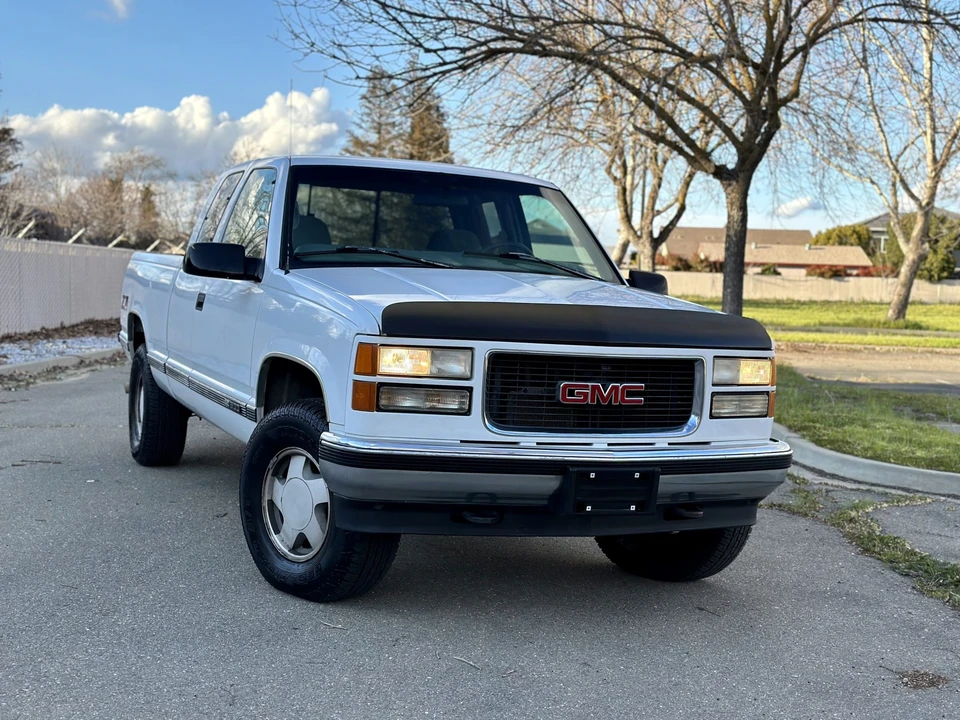 1997 GMC Sierra 1st Gen - Image 11 of 31