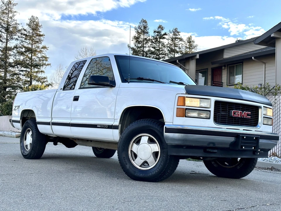 1997 GMC Sierra 1st Gen - Image 4 of 31