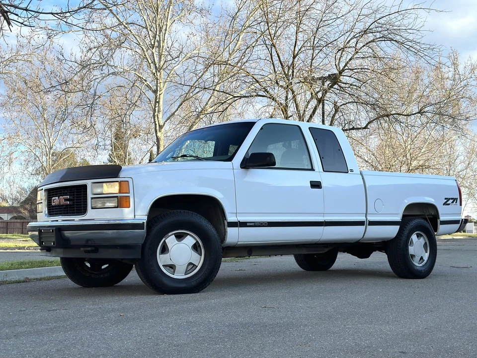 1997 GMC Sierra 1st Gen - Image 16 of 31