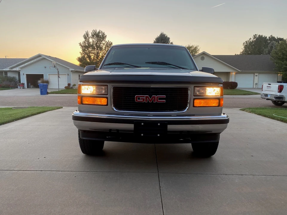 1997 GMC Sierra 1st Gen - Image 12 of 31