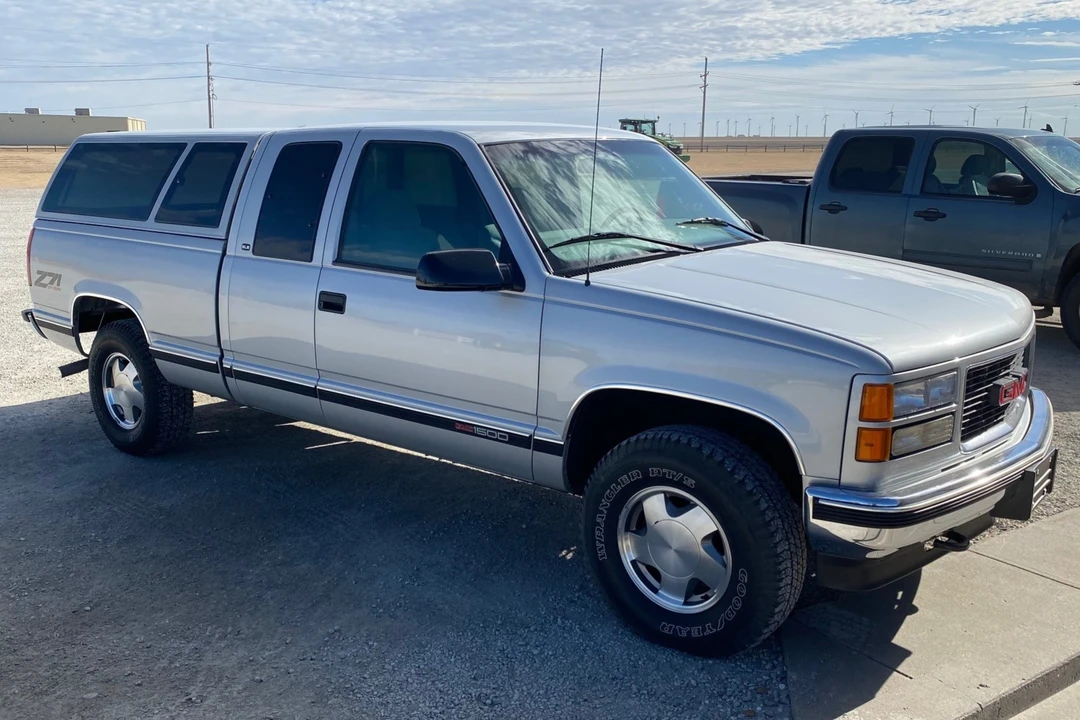 1997 GMC Sierra 1st Gen - Image 16 of 31