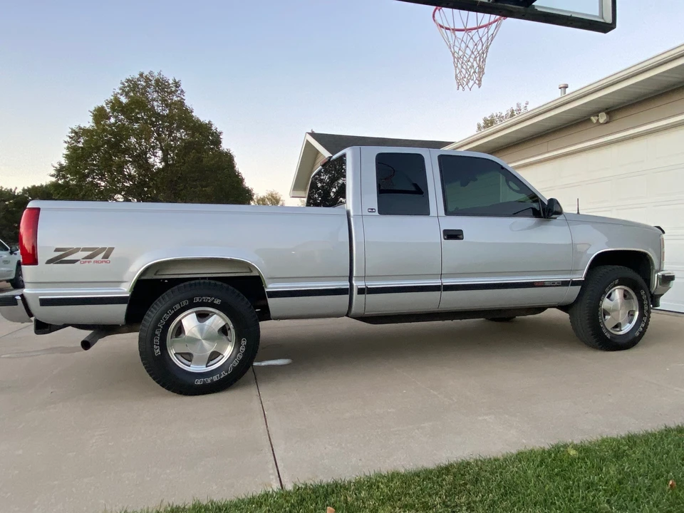 1997 GMC Sierra 1st Gen - Image 6 of 31