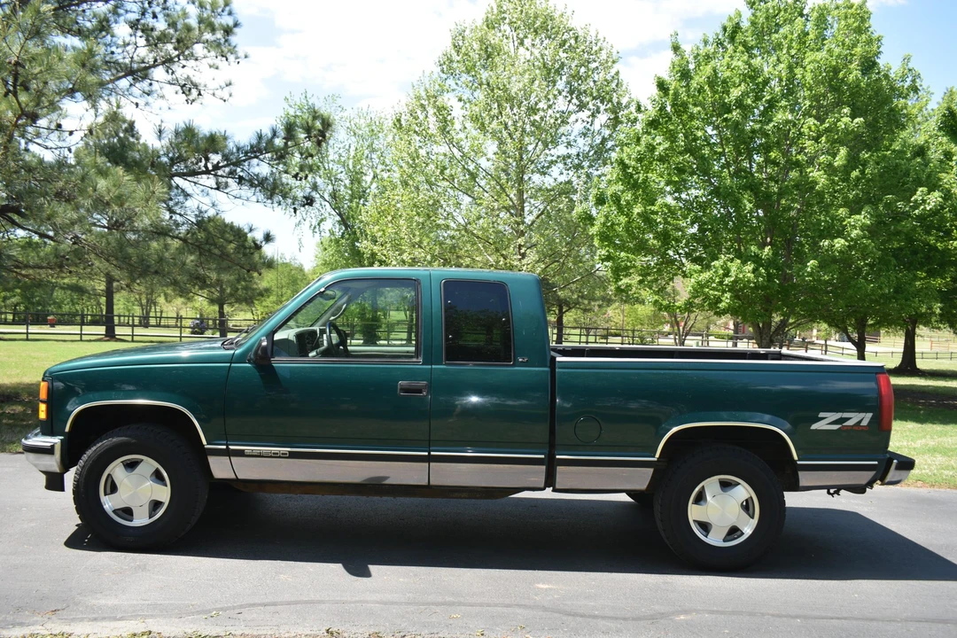 1997 GMC Sierra 1st Gen - Image 24 of 31
